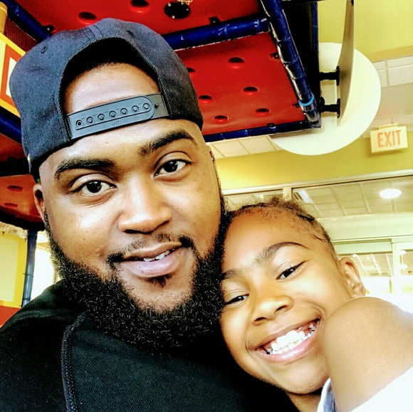 Meet your Posher, Rashid - Picture 2 of 8